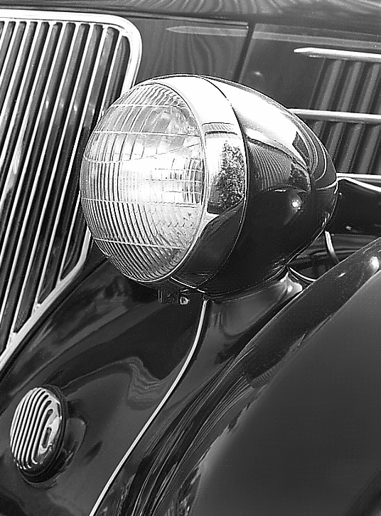 HEADLAMP LENS-PASSENGER 1936