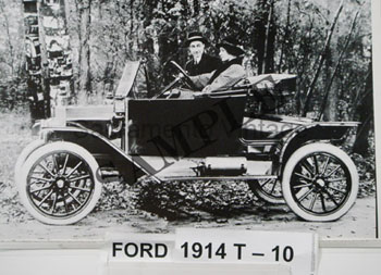 PICTURE- ROADSTER 1910
