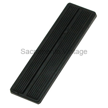 [07790-3] ACCELERATOR PEDAL 1965-66 RIBBED PATTERN AFTER SER 696-001