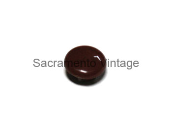 [05951-75-2] ANTENNA HOLE PLUG- maroon dlx 1940