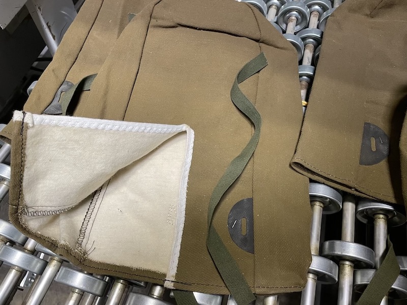 [04704] EARLY BRASS PROTECTIVE COVER SET- 1909-14 'FLANNEL' LINED OIL CLOTH- ONLY 11 PCS / OUR LAST ONE / HEAVY CLOTH WITH STRAPS