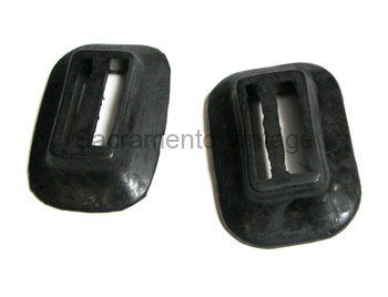 [06880] BUMPER ARM GROMMETS- FRONT  PASSENGER 1935