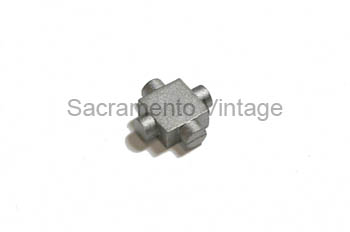 [03750-2] CARBURETOR U-JOINT SPIDER 1926-27