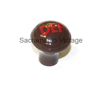 [06427-10-3] DEFROSTER PULL KNOB - CHOCOLATE 1946
