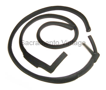 [06355-4] DOOR HINGE SEAL-CLOSED 1941-48