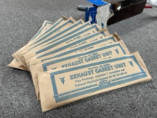 [05650-00-10] GENUINE FORD NOS EXHAUST MANIFOLD GASKETS-  SET OF 10 SEALED SETS 1932-53