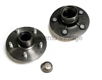 [05066] FRONT HUB ASSEMBLY 1940 STYLE NEW WITH STUDS AND RACES INSTALLED