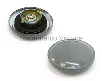 [207720] GAS CAP PLAIN 1971-72