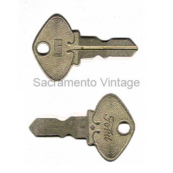 [03816-51] IGNITION KEY #51 1919-27