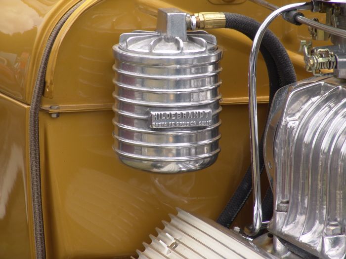 [17144] OIL FILTER- Hildebrandt / Polished Aluminum Finned