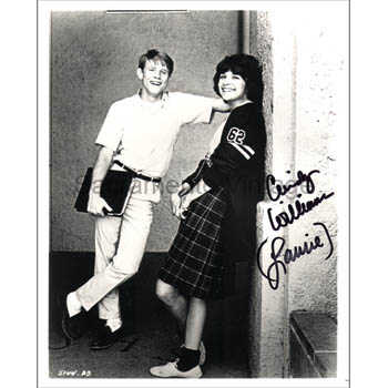 [09710-90-3] PHOTO- 8 x 10 LAURIE & STEVE Leaning