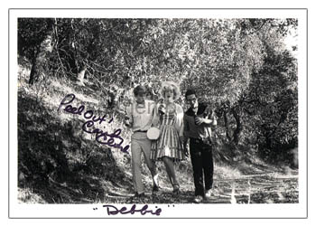 [09710-9-7] PHOTO- Debbie/Toad/Steve Walking Autographed