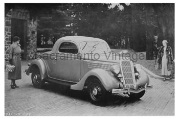 [01935-23] PICTURE- 1935 3W COUPE- w/TREES