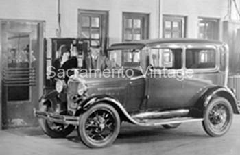 [01928-29-17] PICTURE-2-DR.SD.V- W/P 1928-29