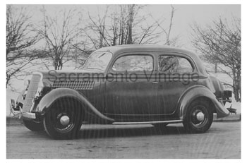 [01935-11] PICTURE-2DR.TRUNKBACK SEDAN 1935