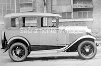 [01930-31-13] PICTURE-4-DR.SEDAN S/VIEW 1930-31