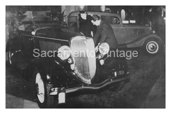 [01934-26] PICTURE-DEALER SHOWROOM - ROADSTER