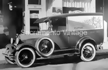 [01928-29-27] PICTURE- PANEL DELIVERY WALKER FLOWERS 1928-29
