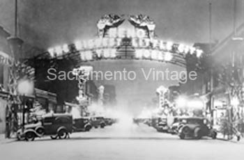 [01928-29-19] PICTURE-RENO STREET SCENE