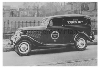[01933-16] PICTURE-SEDAN DELIVERY 1933