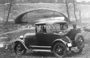 [01928-29-23] PICTURE-SPORT COUPE W/ RUMBLE SEAT AT BRIDGE 1928-29