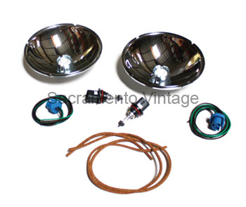 [13203] QUARTZ REFLECTORS W/BULBS 1932