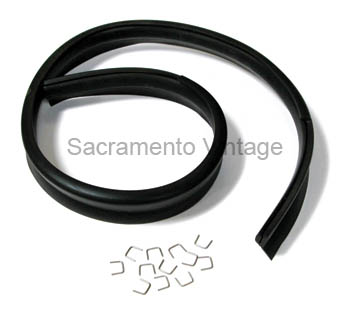 [498153] RADIATOR DELFECTOR TO HOOD SEAL- CAR 1949-51