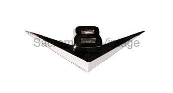 [07678] RADIATOR GRILL V8 EMBLEM 1955