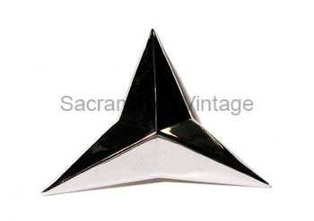 [07676-1] RADIATOR GRILLE STAR 3 POINT 1953