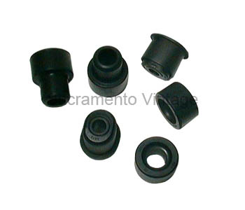 [07133] RADIUS ARMS AND AXLE BUSHING KIT 1965-72 2 SETS 6 BUSHINGS