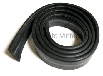 [06901] REAR BUMPER TO BODY SEAL 1942-48
