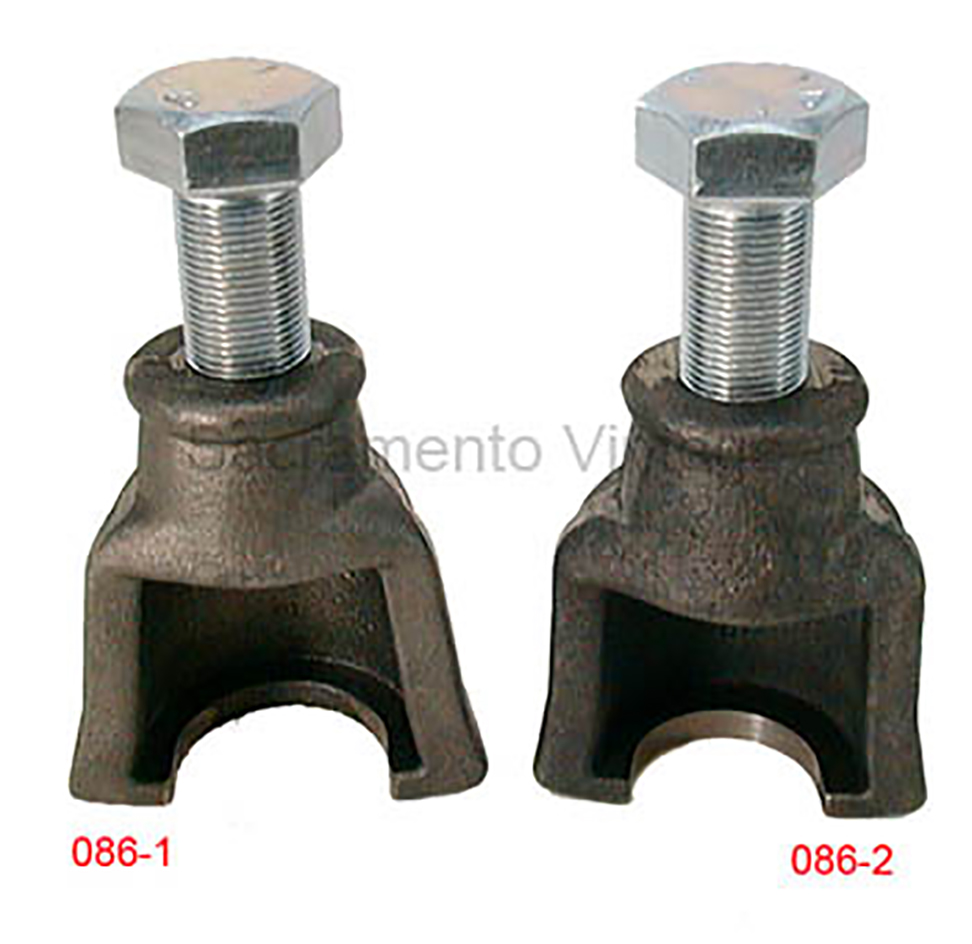 [00086-1] REAR HUB PULLER- cup style 1928 WITH RAISED RING AROUND SNOUT