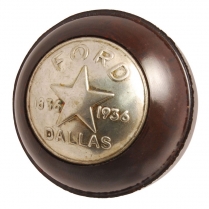 [05577-0] SHIFT KNOB - BROWN 1936 WITH CENTENNIAL MEDALLION  1836-1936 TEXAS