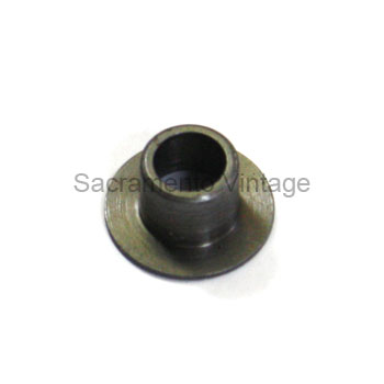 [00587-5] SPEEDOMETER CASING SHAFT RETAINER 30-48 SQUARE HOLE TALL HAT