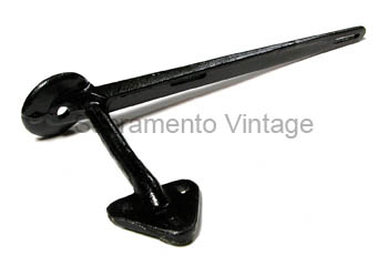 [03964] TAIL LAMP AND LICENSE PLATE BRACKET- PLAIN  1915-19 ROADSTER