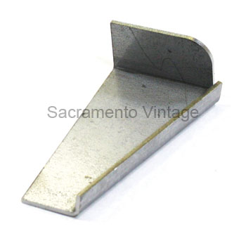 [01042-39-1] TAILGATE CORNER BRACE (R) 1926-37