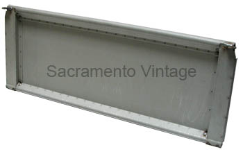 [08421-3] TAILGATE smooth with brackets 1953-72