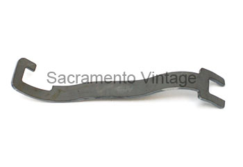 [03539] UNIVERSAL JOINT INSTALLATION TOOL- SIMILAR TO THE MOSSBERG TOOL.  1909-27 