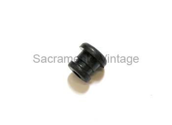 [00550] UPPER GROMMET FOR CHOKE ROD 28-31