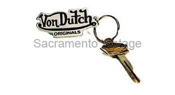 [02663-9009] VON DUTCH METAL KEY CHAIN - Cutout -Licensed Product-
