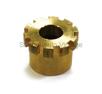 [00469-3] WATER PUMP NUT- brass/leakless 1928-29