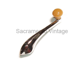 [06314-33] WINDOW HANDLE- chrome/butterscotch 1942