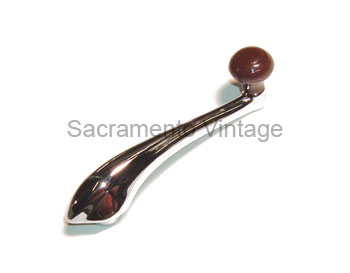 [06314-32] WINDOW HANDLE- chrome/maroon 1942