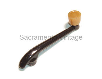 [06314-23] WINDOW HANDLE- coated/light yellow 1939