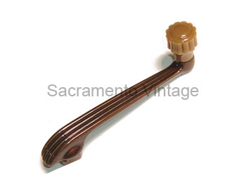 [06314-19] WINDOW HANDLE- coated/yellow brown 1937