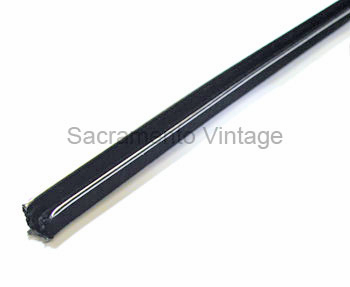 [00895-8] WINDOW U-CHANNEL FELT- W/ STAINLESS BEAD EDGE 96"